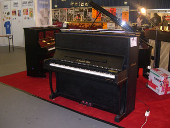 Klaviere :: Pianos :: Mietklaviere :: Klavierfabrik J. Nemetschke :: 1140 Wien :: MusicExpo 2007